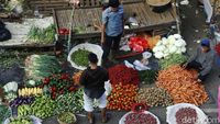 Potret Suasana Pasar Tradisional Menjelang Lebaran