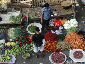 Potret Suasana Pasar Tradisional Menjelang Lebaran
