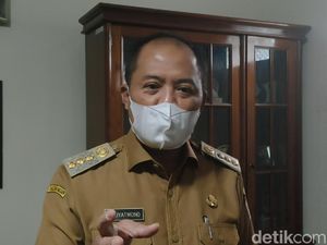 Bupati Karanganyar Sentil Kades Viral Loloskan Anak Tes Perangkat Desa Bupati Karanganyar Sentil Kades Viral Loloskan Anak Tes Perangkat Desa