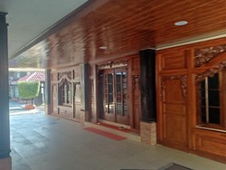 Suasana Rumah Dinas Bupati Nganjuk Tampak Sepi Usai OTT KPK