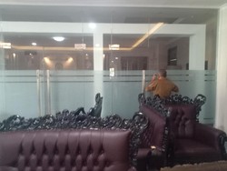 Pascaterjaring OTT KPK, Kantor Bupati Nganjuk Tertutup Rapat