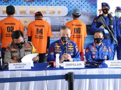 Polri Tangkap 2 Kapal Berbendera Malaysia Diduga Lakukan Illegal Fishing