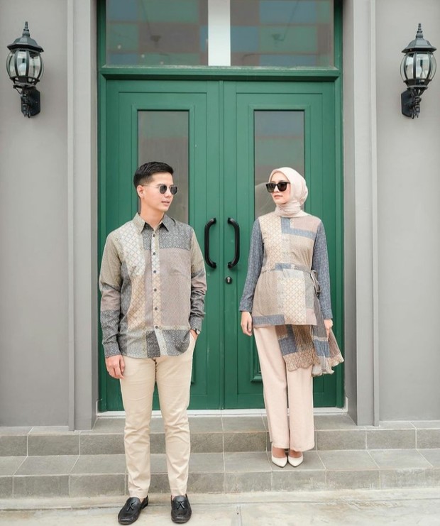 Mega Iskanti dan Pasangan/Foto: instagram.com/megaiskanti Inspirasi Outfit Lebaran Couple Ala Mega Iskanti