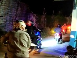 Cerita Pemudik Terobos Penyekatan dan Susuri Jalur Tikus di Cirebon