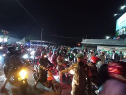 Penyekatan di Bekasi-Karawang Kembali Bikin Macet, Pemudik Diloloskan