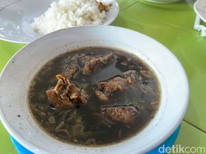 6 Rekomendasi Rawon di Surabaya Ini Nagih Banget Lho Rek, Wajib Dicoba! 6 Rekomendasi Rawon di Surabaya Ini Nagih Banget Lho Rek, Wajib Dicoba!