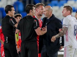 Geramnya Zidane Gegara Madrid Dihukum Penalti Kontroversial