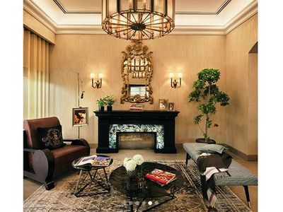 Foto: 7 Potret Rumah Mewah Shah Rukh Khan, Pernah Dipakai Buat Airbnb