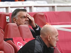 Big Sam Allardyce Akhirnya Terdegradasi Juga