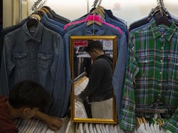 Thrifting Merajalela! Ini Modus Baju Bekas Impor Diselundupkan