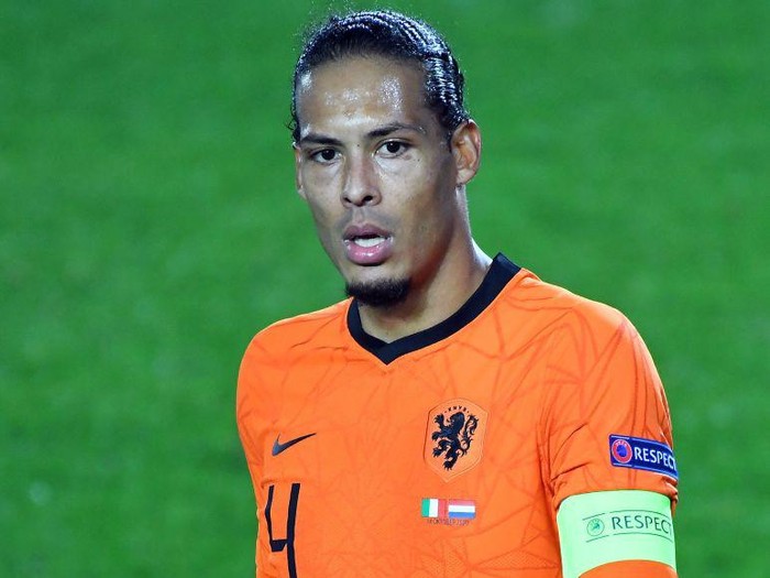 BERGAMO, ITALY - OCTOBER 14:  Virgil Van Dijk of Netherlands looks on during the UEFA Nations League group stage match between Italy and Netherlands at Stadio Atleti Azzurri dItalia on October 14, 2020 in Bergamo, Italy. (Photo by Alessandro Sabattini/Getty Images)