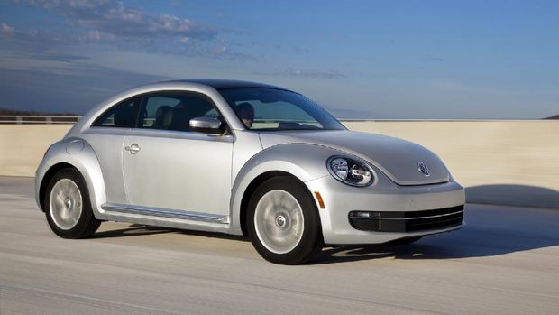 Generasi ketiga Volkswagen Beetle 2013.