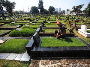 Cegah Kerumunan, TPU di Jakarta Ditutup Mulai Besok Cegah Kerumunan, TPU di Jakarta Ditutup Mulai Besok