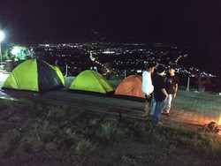 Tak Hanya Jadi Ikon Wisata, Sentono Gentong Pacitan Juga Tempat Laku Spiritual