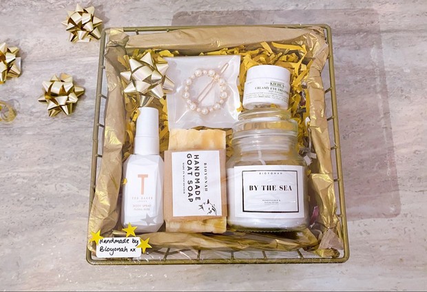Ilustrasi Hampers Skincare Foto:pinterest/Bioyanah