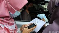 Keren! Masjid Ini Terapkan Zakat Drive Thru
