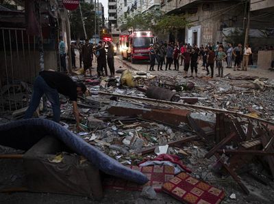 Kota Gaza Porak Poranda Usai Digempur Serangan Udara Israel
