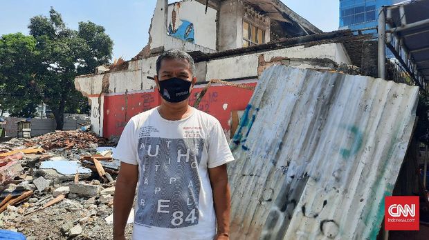Lebaran di Tanah Sengketa Pancoran Budi Raharjo, warga Pancoran yang tak akan meninggalkan rumah saat lebaran takut ada penggusuran dadakan.