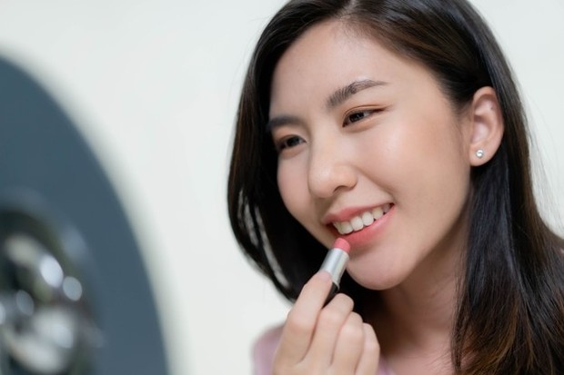 8 Tips Makeup Natural Glowing Ala Korea saat Lebaran!