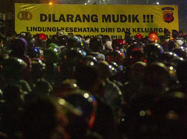 Pos Penyekatan di Pantura Subang Juga Disesaki Pemudik