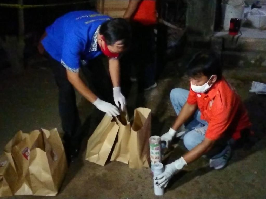 Dua Warga Tulungagung Tewas Akibat Ledakan Petasan, 7 Luka-luka Dua Warga Tulungagung Tewas Akibat Ledakan Petasan, 7 Luka-luka
