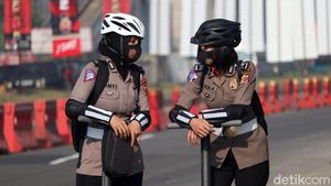 Potret Polwan Cantik yang Sosialisasikan Larangan Mudik
