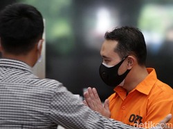 Bupati Nganjuk Diduga Terima Setoran Rp 2-50 Juta dari Kepala Desa-Camat