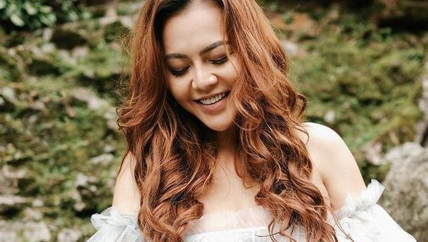 10 Potret Ratu Rizky Nabila, Lagi Hamil Besar Ditinggal Suami Nikah Lagi
