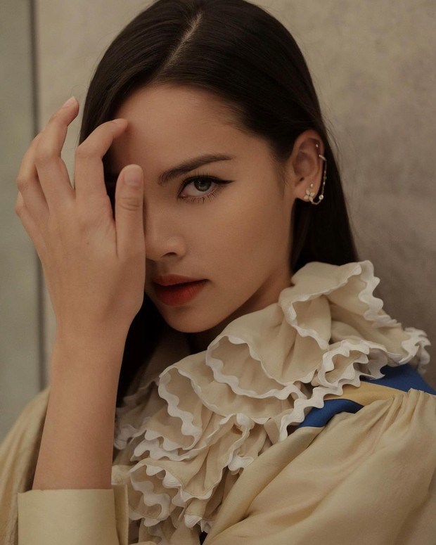 Winged Liner Horizontal