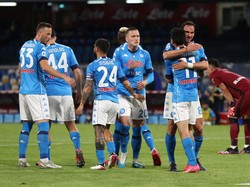 Napoli Vs Udinese: Pesta Gol 5-1, Il Partenopei ke Urutan Kedua