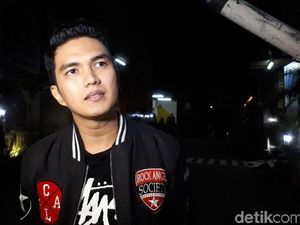 Dinar Candy Ogah Satu Kerjaan dengan Aldi Taher Dinar Candy Ogah Satu Kerjaan dengan Aldi Taher