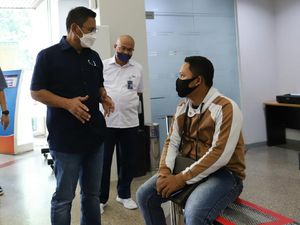 Direksi BRI Blusukan Cek Prokes & Layanan Lebaran di Kantor Cabang