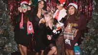 Taylor Swift Ternyata Hobi Nongkrong, Yuk Intip Keseruannya!