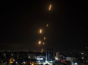 Roket Lebanon Ditembakkan ke Wilayah Israel Roket Lebanon Ditembakkan ke Wilayah Israel