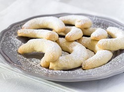 Lebaran, Kukis, dan (Ketimpangan) Kebahagiaan