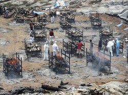 Angka Kematian COVID-19 di India Makin Parah