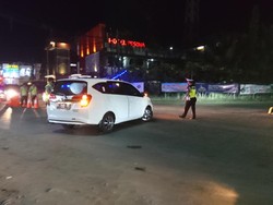Puluhan Kendaraan Pemudik Diputar Balik di Pos Penyekatan Cilegon