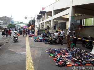 Curhat PKL Pasar Tanah Abang Gelar Lapak di Trotoar Sepi Pembeli