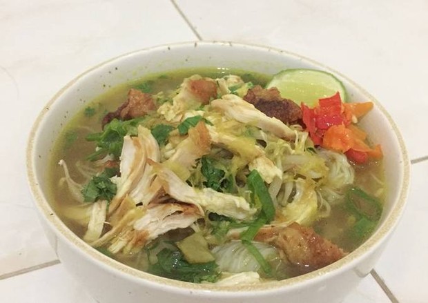 Soto ayam kuah bening/cookpad.com/Dhini Rahardhini