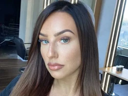 Wanita Ini Balas Dendam ke Pelakor, Sebut Kekasihnya Sudah Meninggal