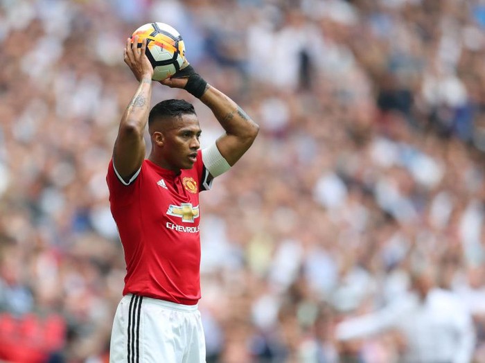 LONDON, ENGLAND - APRIL 21: Luis Antonio Valencia of Manchester United takes a throw in during The Emirates FA Cup Semi Final between Manchester United and Tottenham Hotspur at Wembley Stadium on April 21, 2018 in London, England. (Photo by Catherine Ivill/Getty Images)
