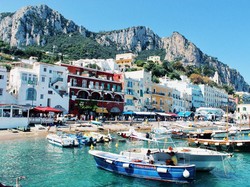 Bagaimana Rasanya Tinggal di Pulau Romantis Bebas COVID-19 untuk Sultan?