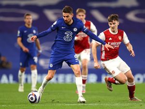 Kalah dari Arsenal, Chelsea Berisiko Dipepet Liverpool
