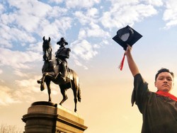 Ini Sosok Fitrah Teng, Putra Ternate yang Pidato di Northeastern University