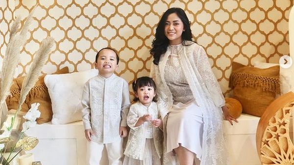 Foto: 10 Gaya Lebaran Keluarga Artis, Raisa Hingga Rachel Vennya