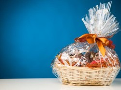 Hukum Menolak Hamper dalam Islam dan Adab Menerimanya