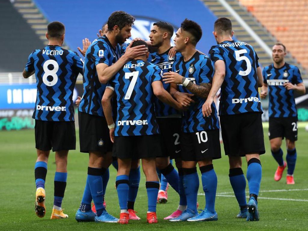 Inter Milan Tak Akan Paksa Pemain Relakan Dua Bulan Gaji Inter Milan Tak Akan Paksa Pemain Relakan Dua Bulan Gaji