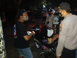 Malam Takbiran di Lombok Tengah Diawasi Personel Gabungan TNI-Polri