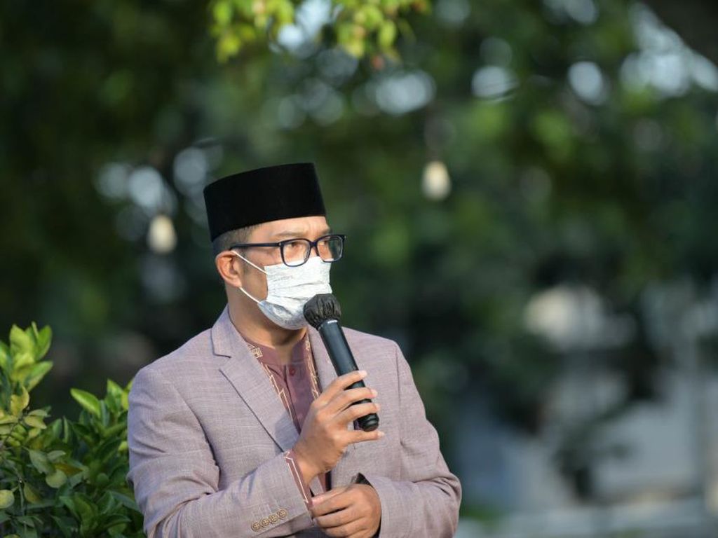 Ridwan Kamil Persilahkan Warga Silaturahmi, Asalkan...