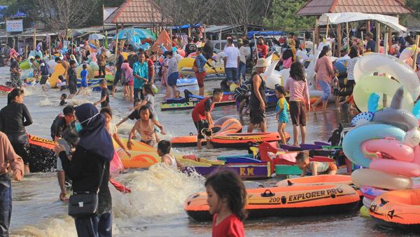 Begini Ramainya Tempat Wisata di Aceh-Donggala Saat Libur Lebaran
